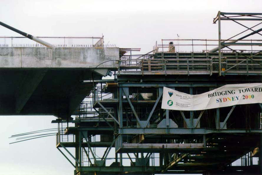 close up view of the gap looking north