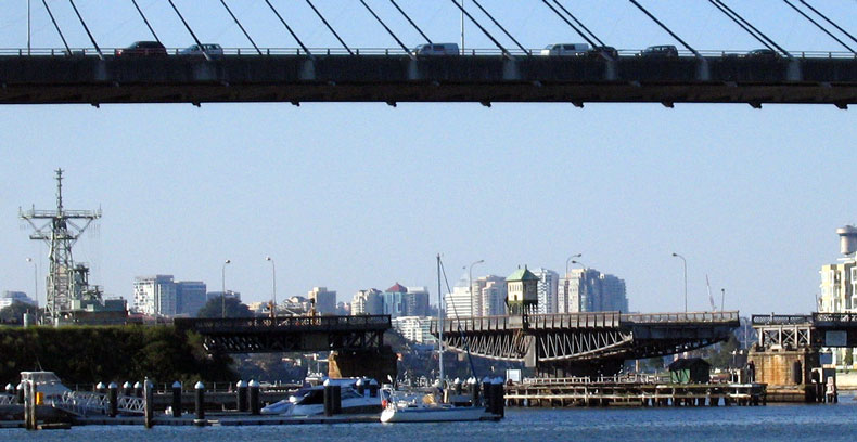 the 1903 bridge from Glebe 2009